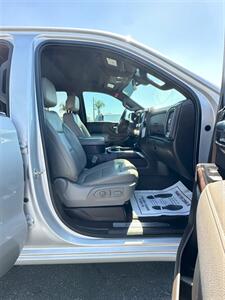 2019 GMC Sierra 1500 SLT   - Photo 14 - Bakersfield, CA 93301