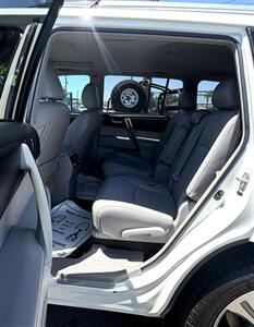 2011 Toyota Highlander Limited - Photo 7 - Bakersfield, CA 93305