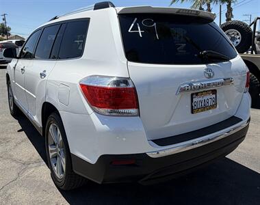 2011 Toyota Highlander Limited - Photo 9 - Bakersfield, CA 93305