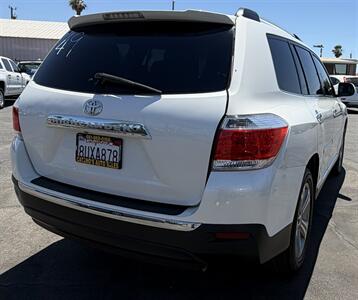 2011 Toyota Highlander Limited - Photo 14 - Bakersfield, CA 93305
