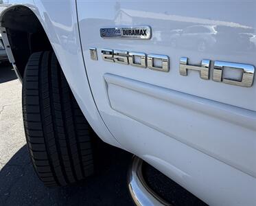 2009 GMC Sierra 2500HD SLE   - Photo 22 - Bakersfield, CA 93301