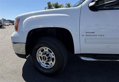2009 GMC Sierra 2500HD SLE   - Photo 23 - Bakersfield, CA 93301