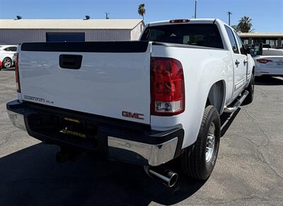 2009 GMC Sierra 2500HD SLE   - Photo 11 - Bakersfield, CA 93301