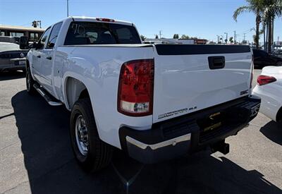 2009 GMC Sierra 2500HD SLE   - Photo 9 - Bakersfield, CA 93301
