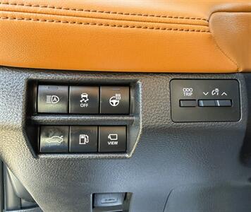 2021 Toyota Avalon Hybrid Limited - Photo 27 - Bakersfield, CA 93301