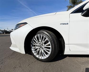 2021 Toyota Avalon Hybrid Limited - Photo 25 - Bakersfield, CA 93301