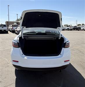2019 Toyota Yaris   - Photo 11 - Bakersfield, CA 93301