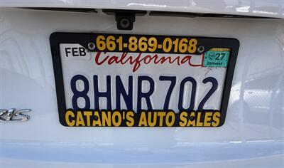 2019 Toyota Yaris   - Photo 10 - Bakersfield, CA 93301