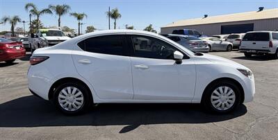 2019 Toyota Yaris   - Photo 14 - Bakersfield, CA 93301