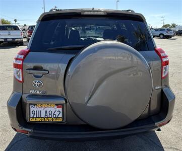 2011 Toyota RAV4   - Photo 9 - Bakersfield, CA 93305