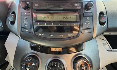 2011 Toyota RAV4   - Photo 23 - Bakersfield, CA 93305