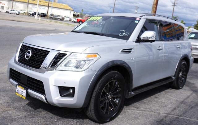 2017 Nissan Armada SV AWD  