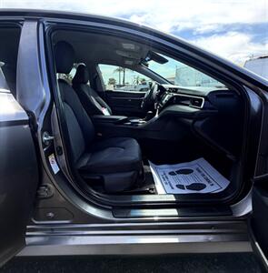 2018 Toyota Camry L - Photo 16 - Bakersfield, CA 93305