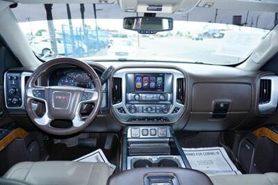 2017 GMC Sierra 1500 SLT Crew Cab Short Box 4WD   - Photo 8 - Bakersfield, CA 93305