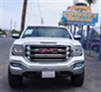 2017 GMC Sierra 1500 SLT Crew Cab Short Box 4WD   - Photo 2 - Bakersfield, CA 93305