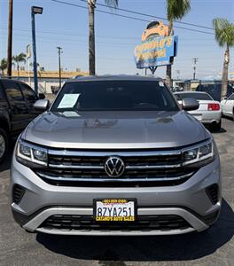 2022 Volkswagen Atlas Cross Sport V6 SE - Photo 2 - Bakersfield, CA 93305