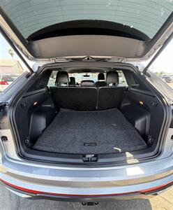 2022 Volkswagen Atlas Cross Sport V6 SE - Photo 13 - Bakersfield, CA 93305