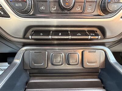 2015 GMC Sierra 1500 SLT   - Photo 24 - Bakersfield, CA 93305