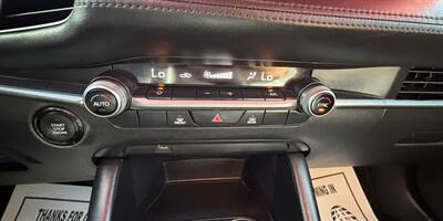 2021 Mazda Mazda3 Sedan Select   - Photo 23 - Bakersfield, CA 93301