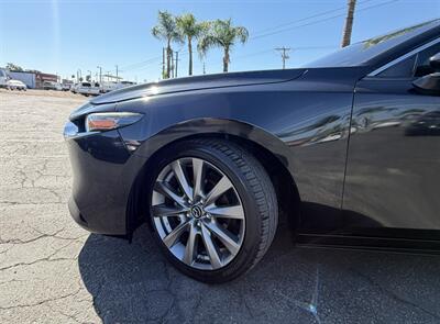 2021 Mazda Mazda3 Sedan Select   - Photo 25 - Bakersfield, CA 93301