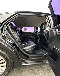 2013 Toyota Avalon Hybrid XLE Premium   - Photo 16 - Bakersfield, CA 93305