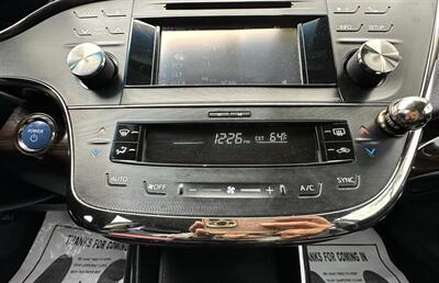 2013 Toyota Avalon Hybrid XLE Premium   - Photo 23 - Bakersfield, CA 93305
