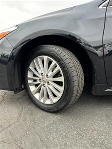 2013 Toyota Avalon Hybrid XLE Premium   - Photo 24 - Bakersfield, CA 93305
