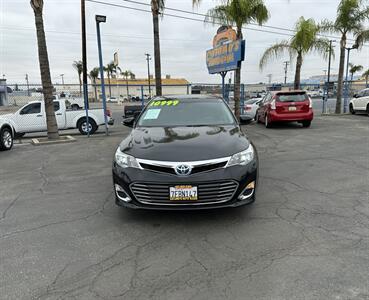 2013 Toyota Avalon Hybrid XLE Premium   - Photo 2 - Bakersfield, CA 93305