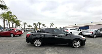 2013 Toyota Avalon Hybrid XLE Premium   - Photo 13 - Bakersfield, CA 93305