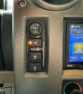 2003 Hummer H2   - Photo 22 - Bakersfield, CA 93305