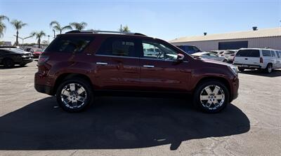 2017 GMC Acadia Limited - Photo 21 - Bakersfield, CA 93305