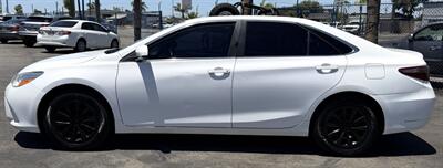 2017 Toyota Camry LE - Photo 4 - Bakersfield, CA 93305