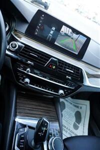 2019 BMW 5 Series 530e iPerformance   - Photo 12 - Bakersfield, CA 93305