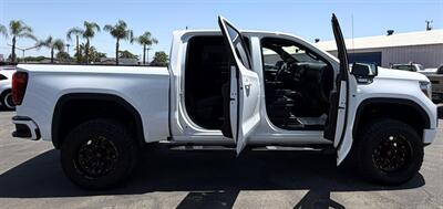 2020 GMC Sierra 1500 AT4 - Photo 16 - Bakersfield, CA 93301