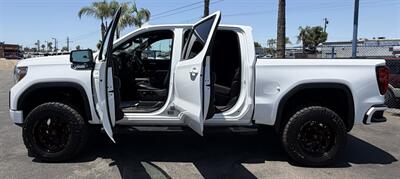 2020 GMC Sierra 1500 AT4 - Photo 5 - Bakersfield, CA 93301