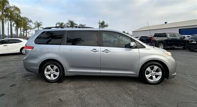 2012 Toyota Sienna LE 8-Passenger   - Photo 15 - Bakersfield, CA 93305