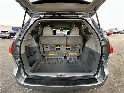 2012 Toyota Sienna LE 8-Passenger   - Photo 12 - Bakersfield, CA 93305