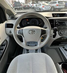 2012 Toyota Sienna LE 8-Passenger   - Photo 21 - Bakersfield, CA 93305