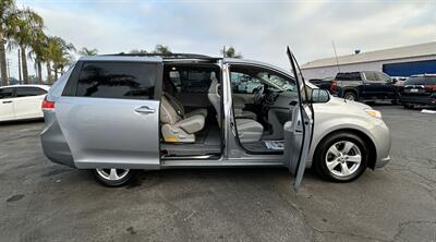 2012 Toyota Sienna LE 8-Passenger   - Photo 16 - Bakersfield, CA 93305