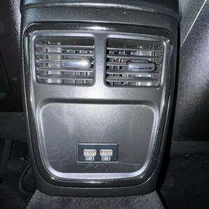 2018 Dodge Charger SXT - Photo 17 - Bakersfield, CA 93301