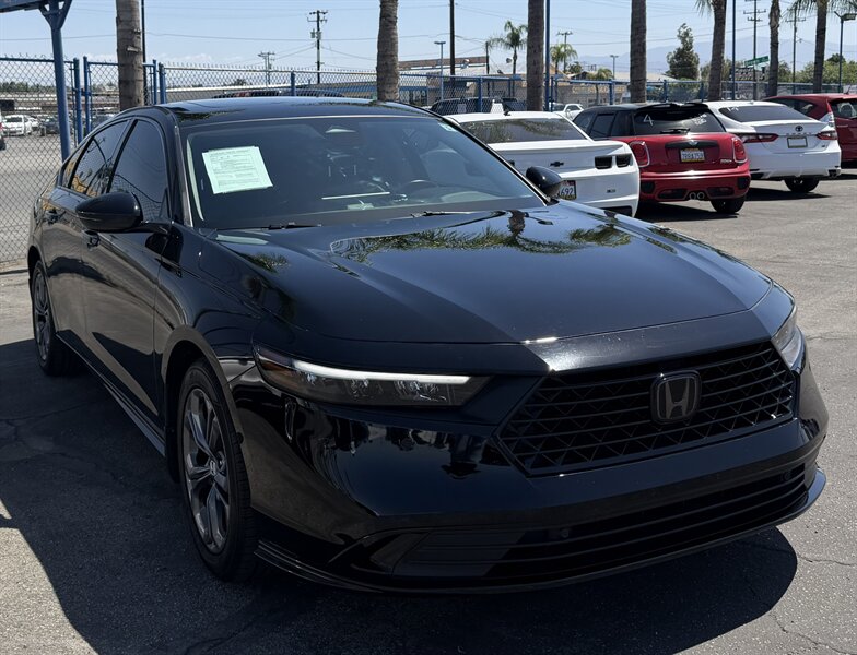 2023 Honda Accord Hybrid EX-L w/o BSI's photo