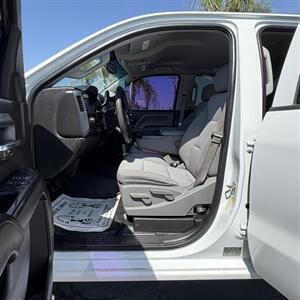 2016 GMC Sierra 2500HD   - Photo 6 - Bakersfield, CA 93305