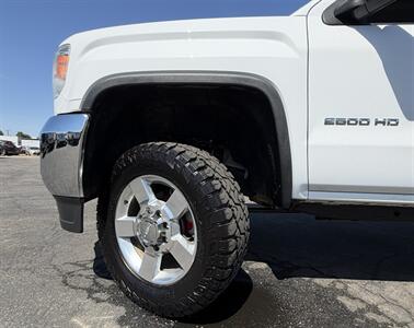 2016 GMC Sierra 2500HD   - Photo 20 - Bakersfield, CA 93305