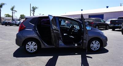 2016 Honda Fit LX   - Photo 14 - Bakersfield, CA 93301