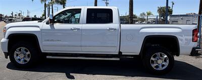 2016 GMC Sierra 2500 Denali   - Photo 4 - Bakersfield, CA 93301