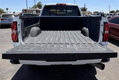 2016 GMC Sierra 2500 Denali   - Photo 12 - Bakersfield, CA 93301
