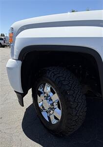 2016 GMC Sierra 2500 Denali   - Photo 27 - Bakersfield, CA 93301