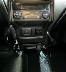 2017 GMC Acadia Denali   - Photo 22 - Bakersfield, CA 93305