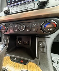 2017 GMC Acadia Denali   - Photo 28 - Bakersfield, CA 93305