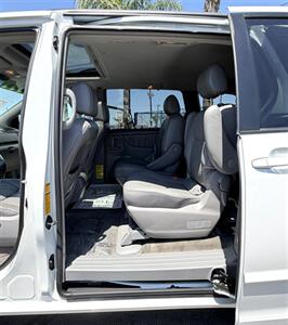 2006 Toyota Sienna XLE 7 Passenger - Photo 7 - Bakersfield, CA 93305